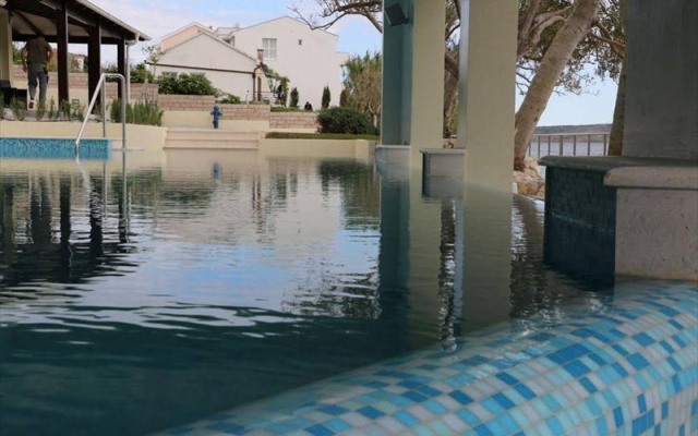 Vila 4m - Boarding House And Apartments