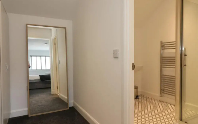 Railway House 5 bed - Maryhill