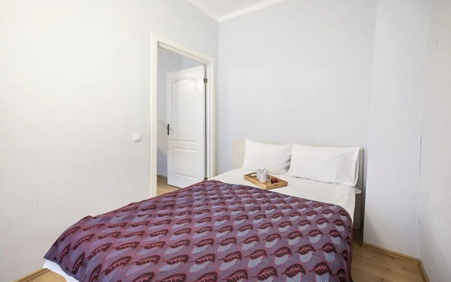 WINWINSTAY Peldu Old Town Apartments