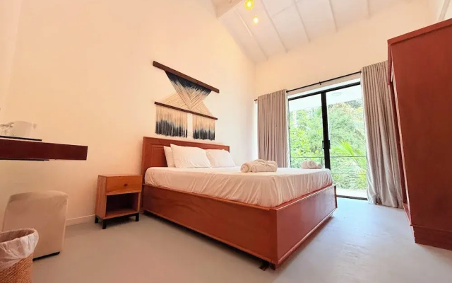 Kavana Resort and Villa