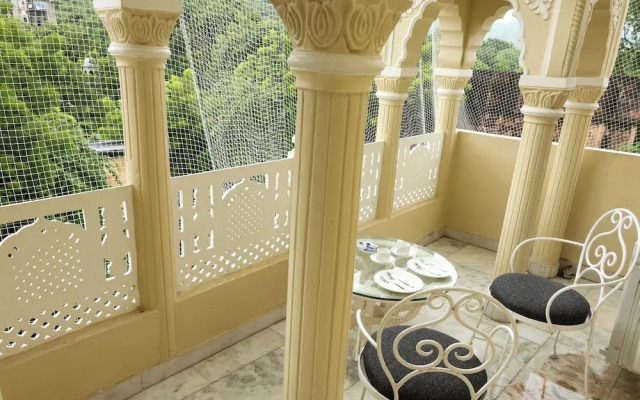 Jaipur Qila-Boutique Hotel and Roof Cafe