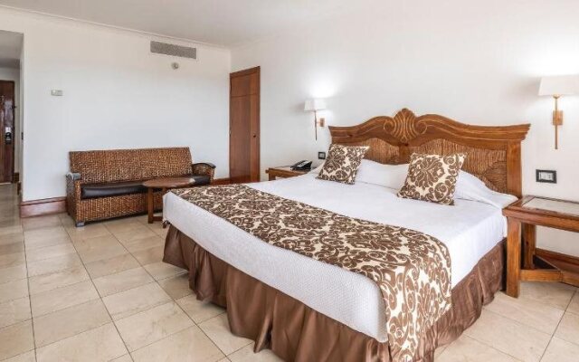 Be Live Experience Hamaca (Garden, Beach, Suites)