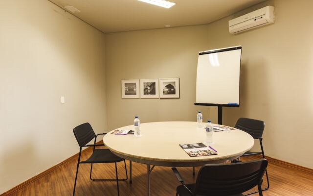 Hotel Cassino Tower Curitiba Aeroporto By Nacional Inn