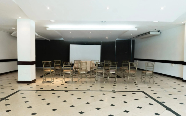 Hotel Victoria Poza Rica by Brahma