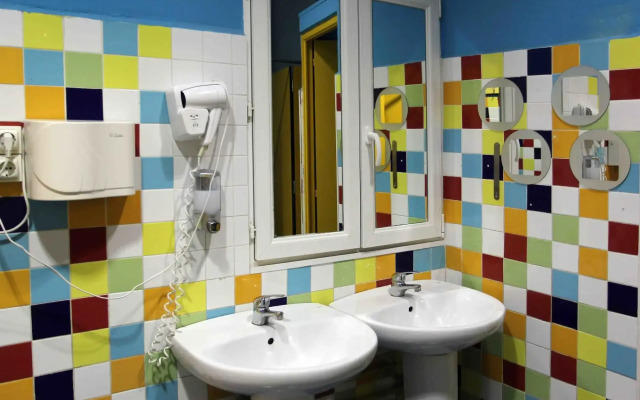 Red Nest Hostel