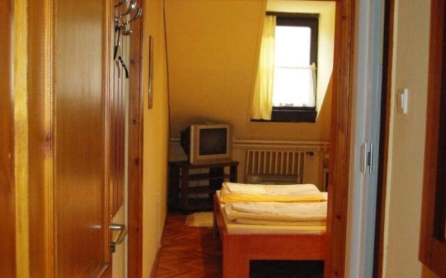 Thermal Kemping es Motel