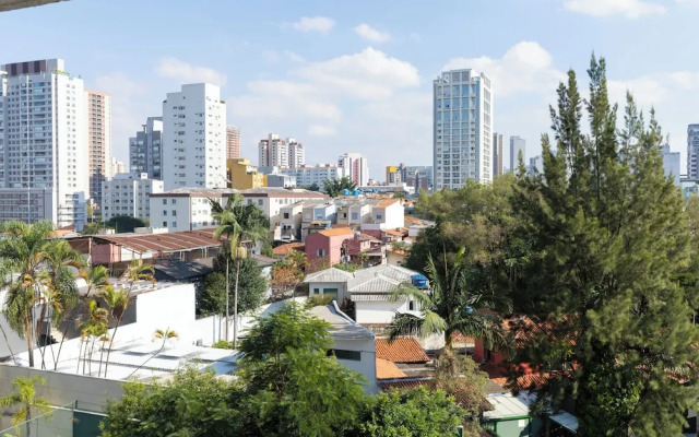 Vila Mariana perto do metrô AC