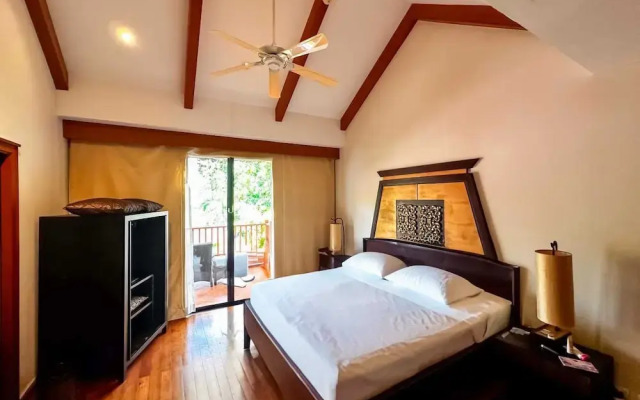 Beautiful 3-bed Villa in Cherngtalay, Thalang