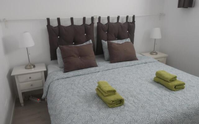 Sunny Apartment Australia by Yumbo