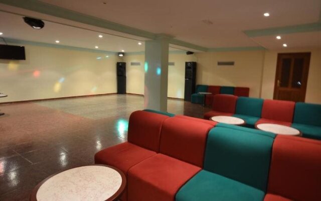 Altariño Hotel