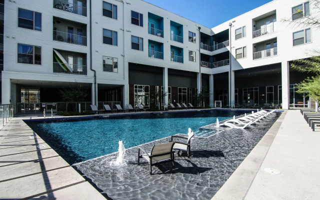 Luxury East Austin Flat