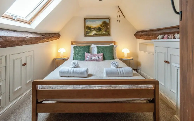 The Threshing Barn-Stunning 5 BD Retreat