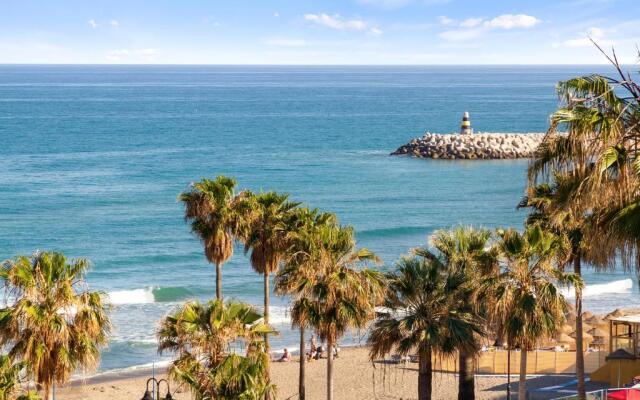 Carihuela Suites
