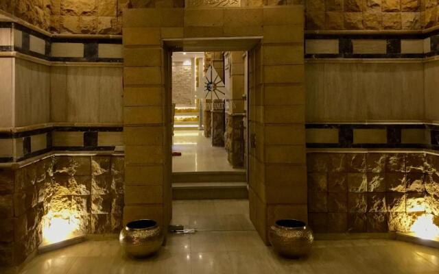 Sahara Pyramids Inn