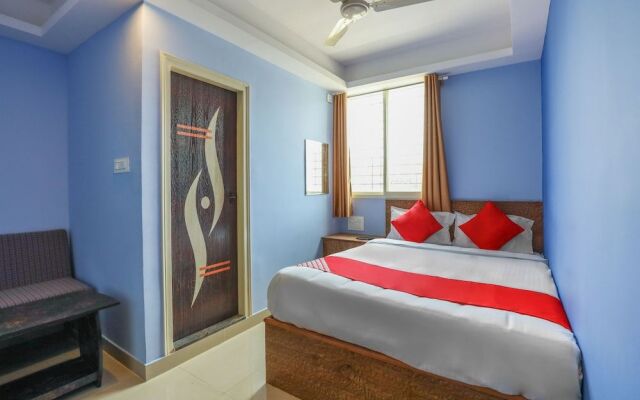 OYO Flagship 49293 Hotel White Walkers