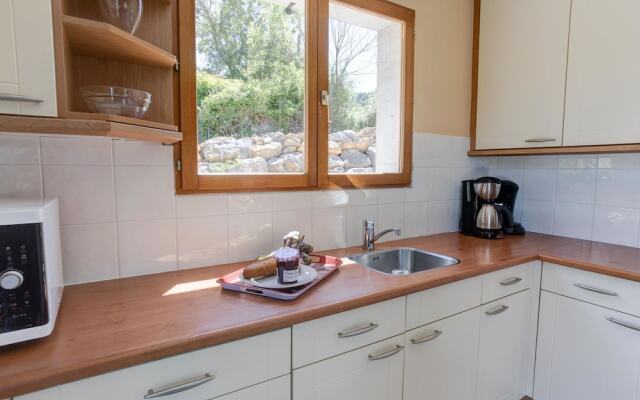 Cosy Villa in Félines-minervois With Swimming Pool