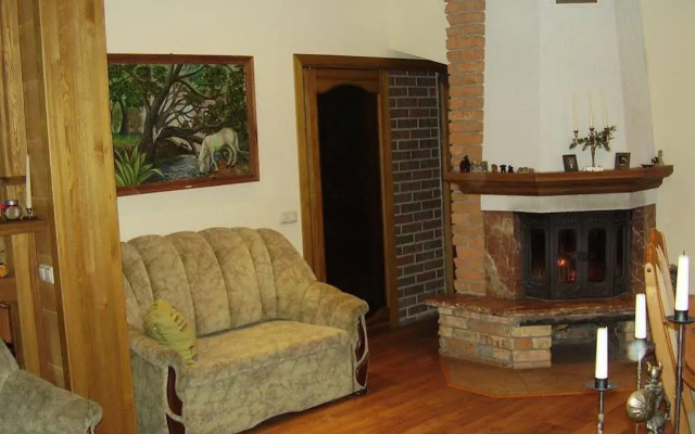 Vetros House
