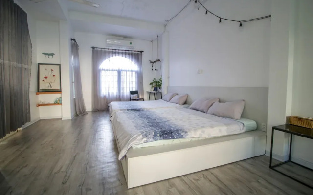 3BR Green and Artistic House in Da Nang