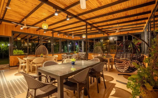 Karaoz Safir Bungalov