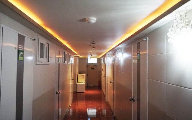 Noble Residence Jonggak