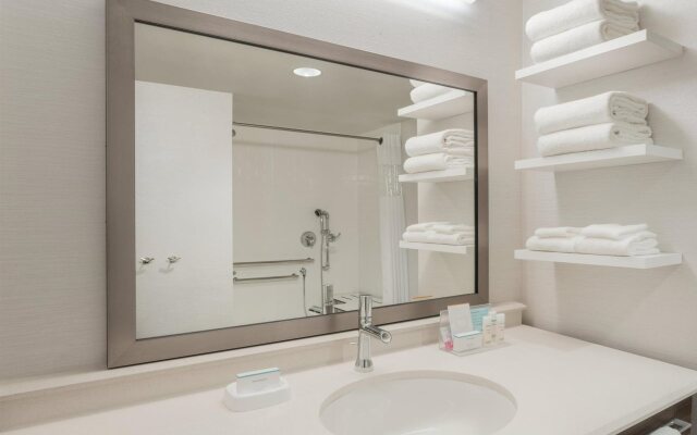 Hampton Inn & Suites West Des Moines/SW Mall Area