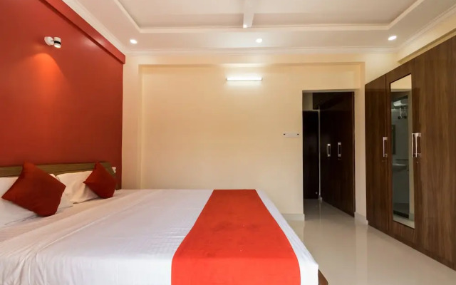 OYO 8818 Coral Residency Newtown