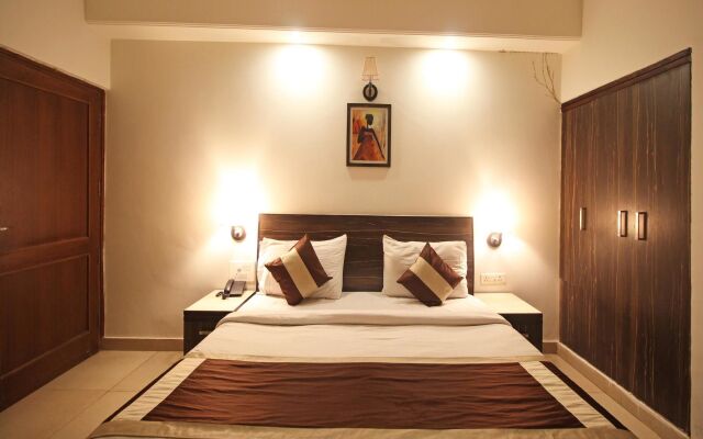 OYO 6438 Hotel Valley Plaza