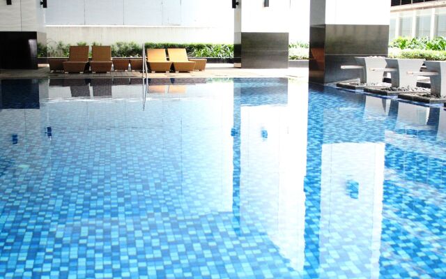 CSuites at Two Central Residences
