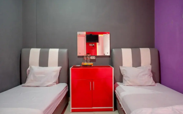 RedDoorz near Terminal Mendolo Wonosobo
