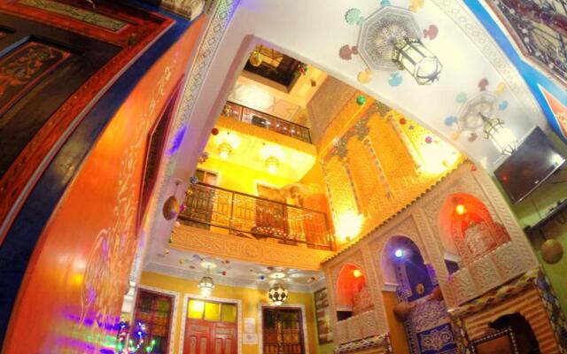 Riad Jennah Rouge - Hostel