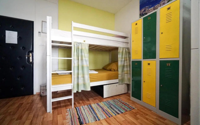 Oasis hostel
