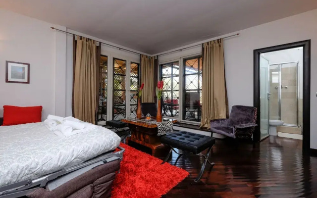 Amazing Penthouse by Caracalla