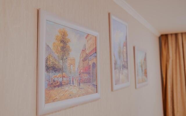 Золотой ключ на улице Авиаторов 42