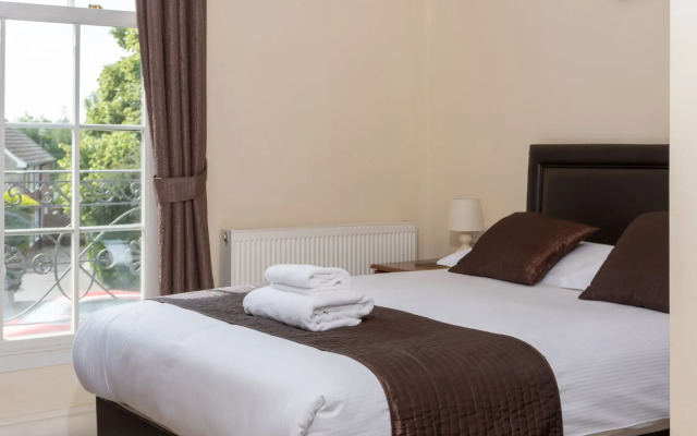 The Lawns Guest House