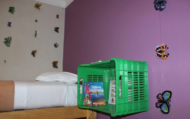 Red Llama Eco Hostel