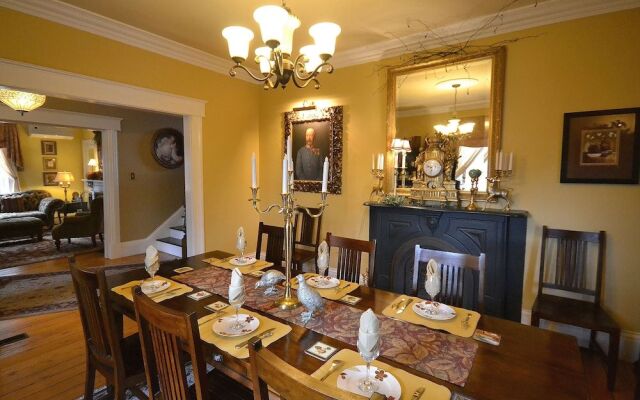 The Briarwood B&B