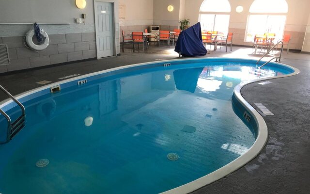 Holiday Inn Express & Suites Maryville by IHG