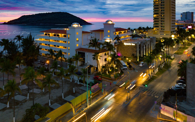 Hotel Quijote Inn