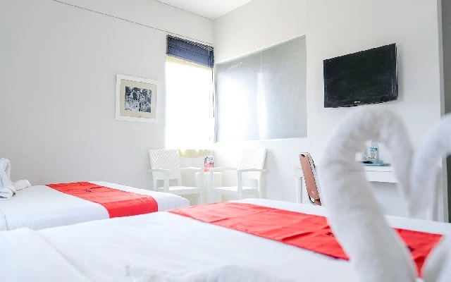 RedDoorz Plus @ Sunrise Hotel Sanur