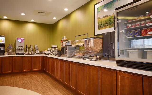 Best Western Plus Patterson Park Inn