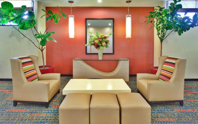 Holiday Inn Hotel & Suites Anaheim by IHG