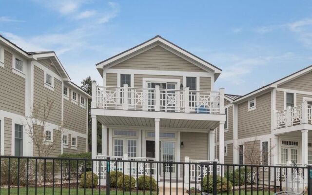 Lake Street Townhome