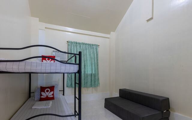ZEN Rooms Eunas Siargao
