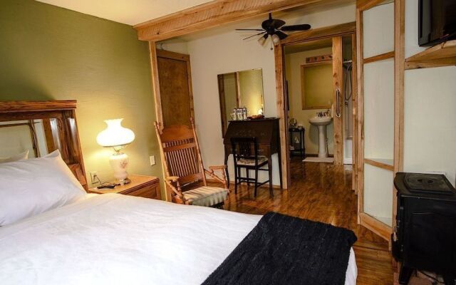 Trail City Bed & Breakfast