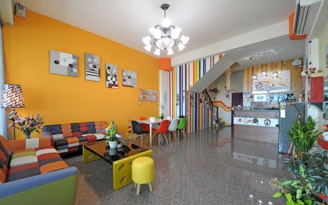 Holin Sweet Home