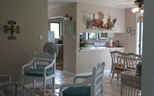 South Fleetwood Grace Bay