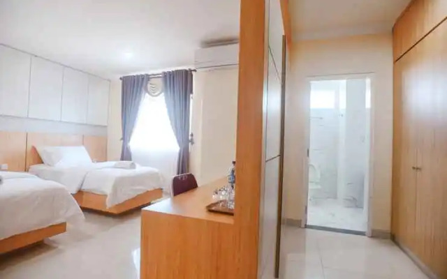 Chrysant Hotel & Resort