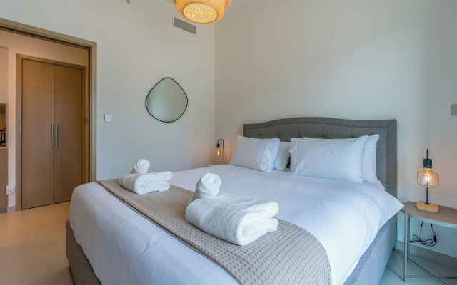 Burj Royale Downtown