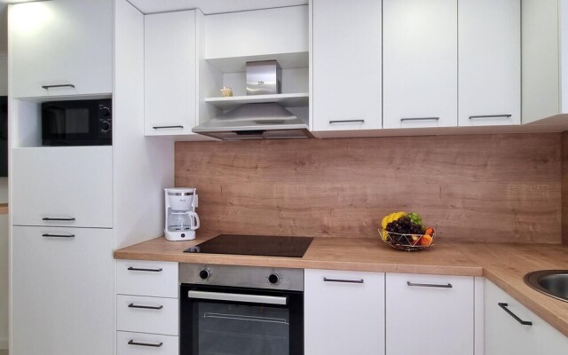 Beautiful Apartment in Zadar With Wifi and 1 Bedrooms