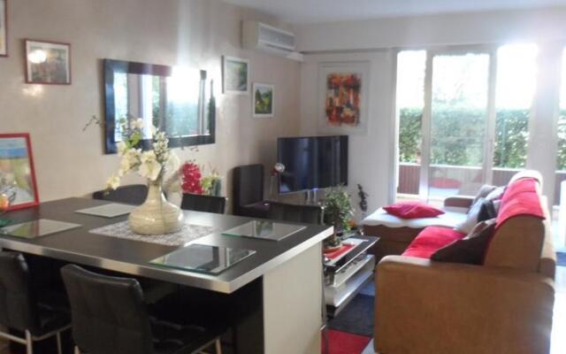 Cannes Home Rental studio Carnot